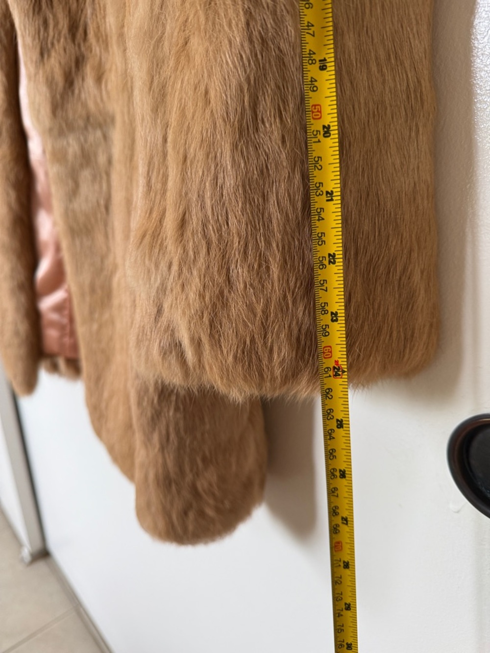 VINTAGE RABBIT FUR + ROSE CHAMPAGNE SATIN LINED 70’s COAT - PRICE FIRM BUY ONLY - Picture 9 of 11